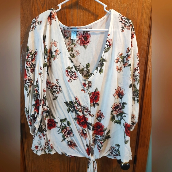 M. Fasis 3/4 sleeve size 2X tie front floral boho style top shirt blouse - Picture 2 of 9